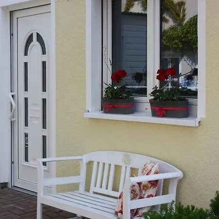 Holiday home Godewind Kuehlungsborn